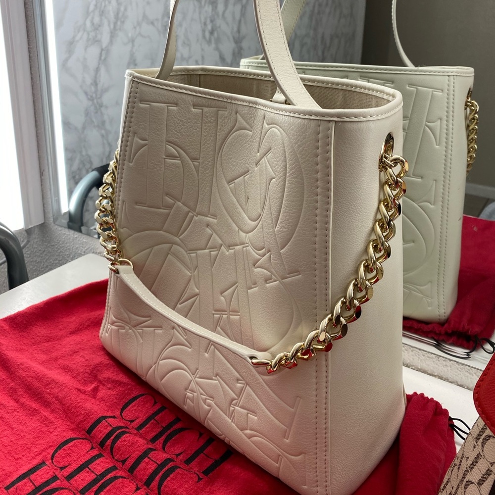 Carolina herrera editors handbag